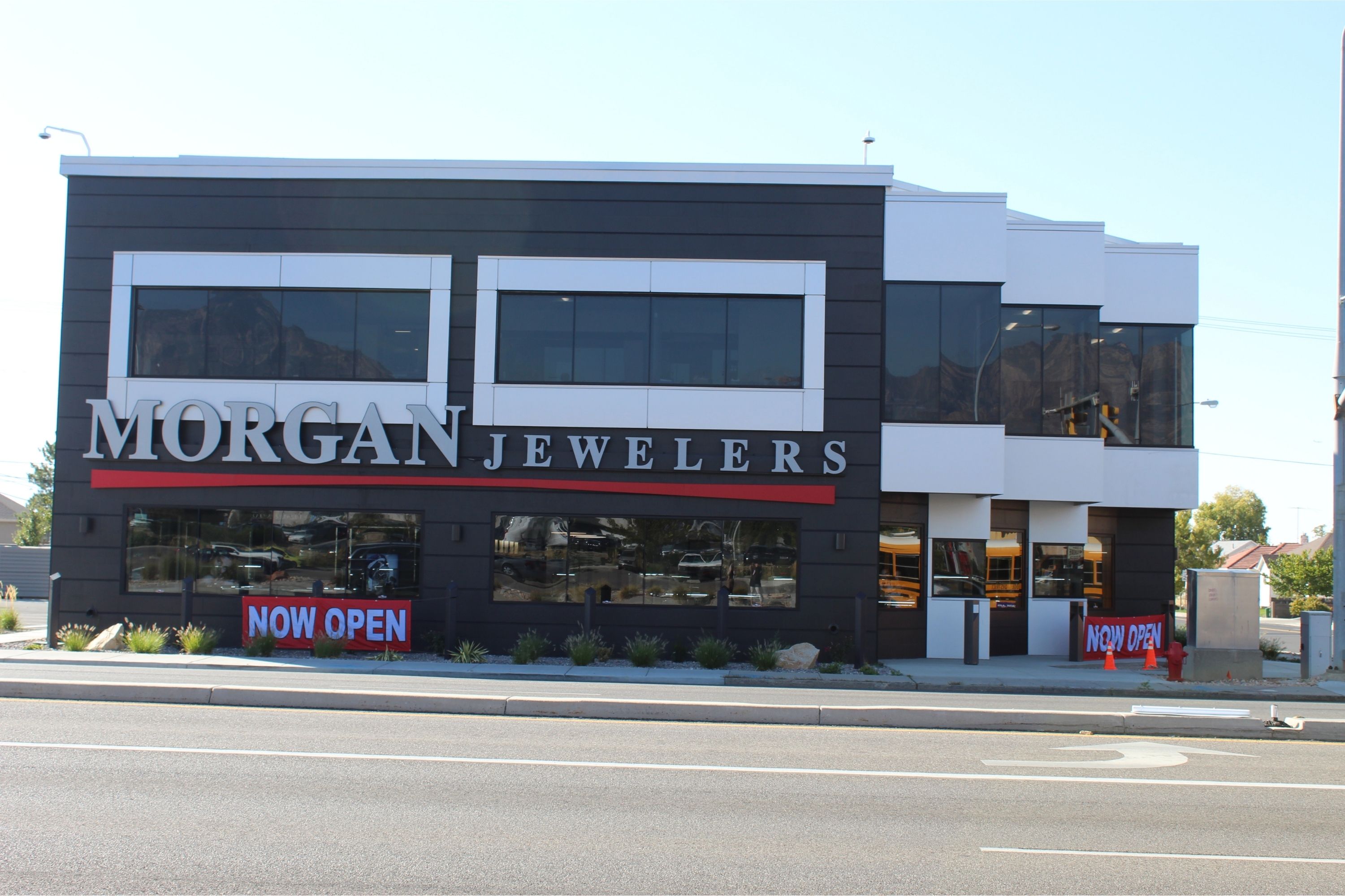 jewelry store in center of brilliance